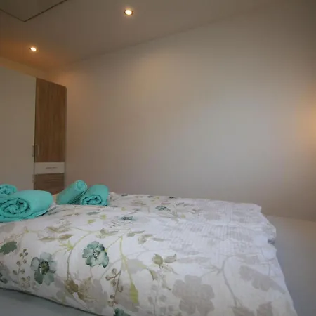 Kroell By Interhome Apartment Aschau Im Zillertal